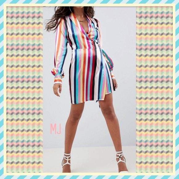 🎀New wrap Dress🎀 - Picture 1 of 4